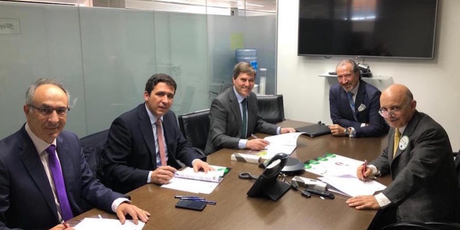 firma-acuerdo-industrializacion-RARx